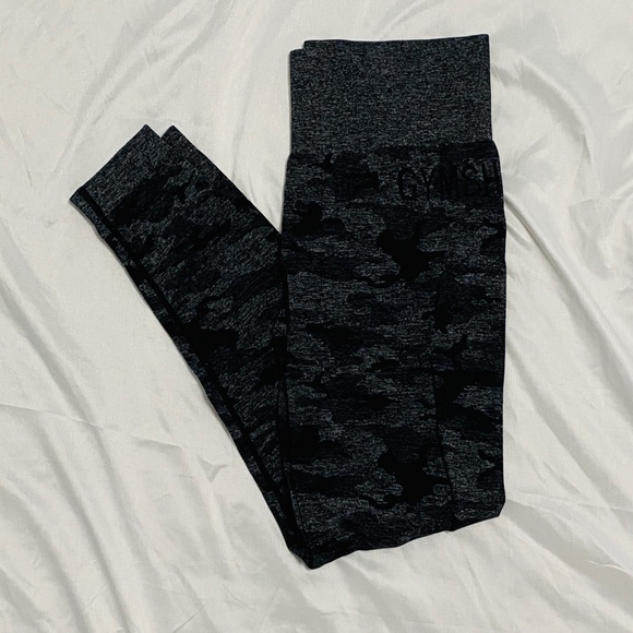 Gymshark Pants - Gymshark camo seamless leggings